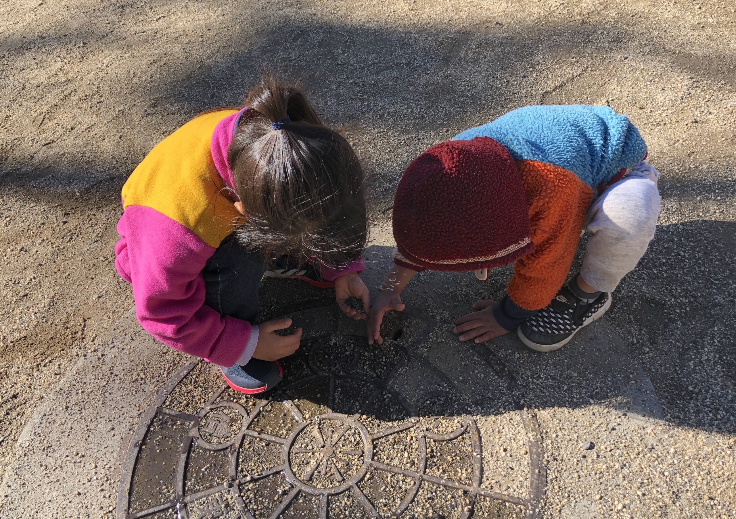 人生に必要な知恵はすべて砂場で学んだ – 〜子どもたちから学んだこと